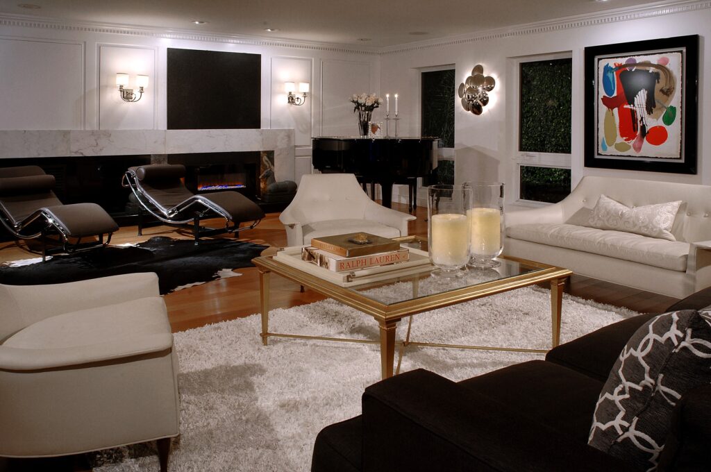 Grand living room in ivory and ebony with grand piano